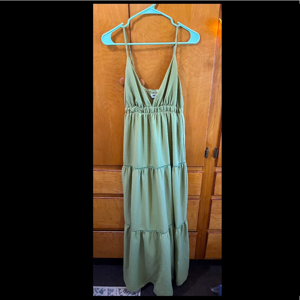 ALEXANDRINA MAXI DRESS IN GREEN